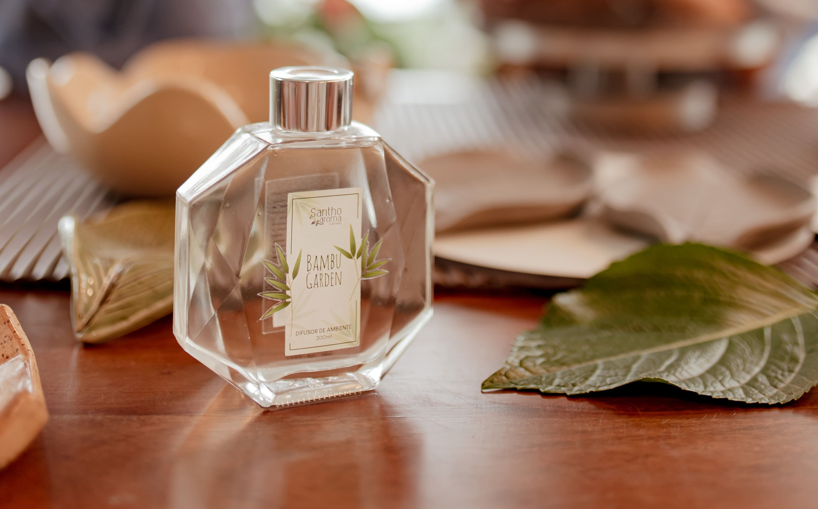 Aromas para recomeçar: fragrâncias que inspiram novos ciclos e renovação no lar